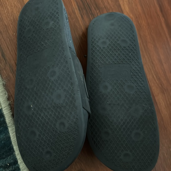 Sandals 🩴 - Picture 3 of 3